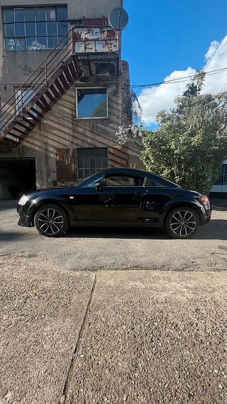 Second-hand Audi TT 150 CP (110 kW) 2003 Negru Coupe
