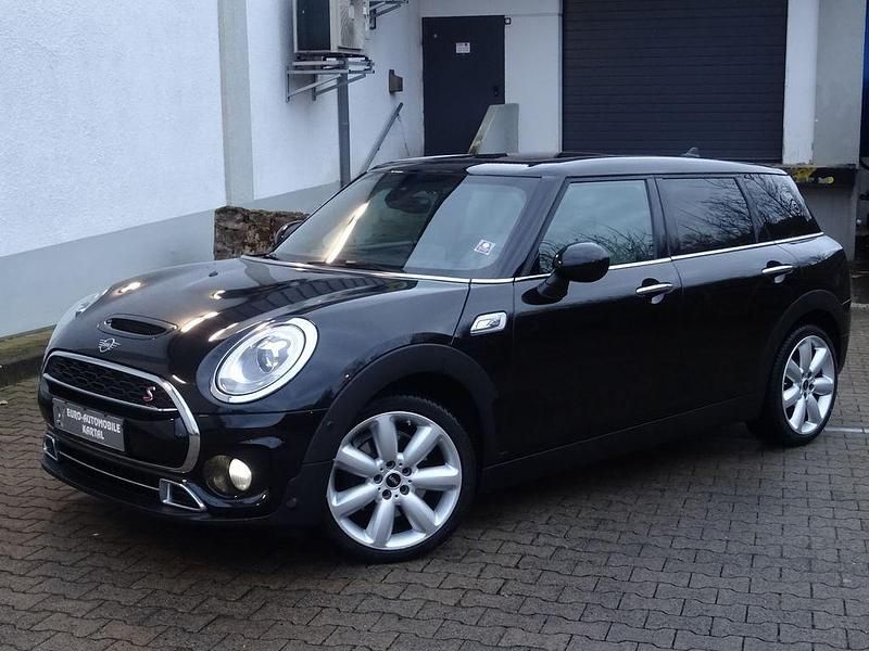 Schwarz Gebraucht 2018 Mini Cooper SD Clubman Kombi | 19.999 € (Fairer Preis) - Bild 1/4
