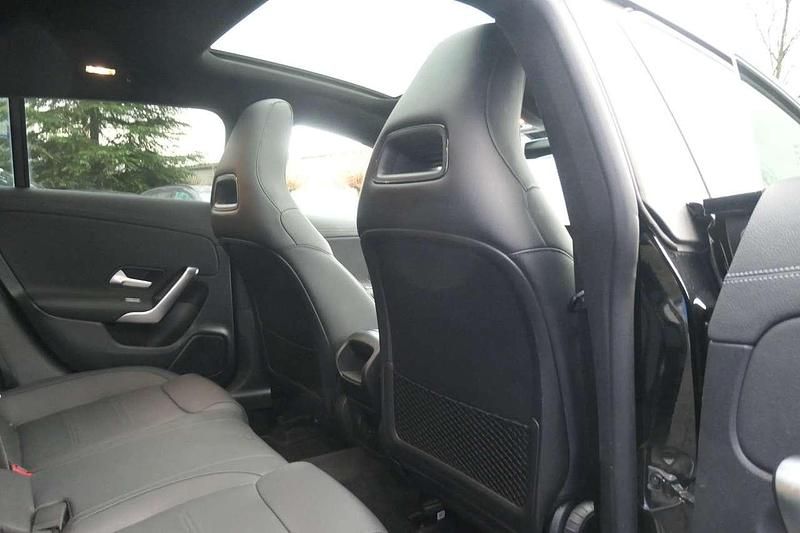 Gebraucht Mercedes CLA220 Progressive 190 PS (139 kW) 2022 Nachtschwarz Limousine