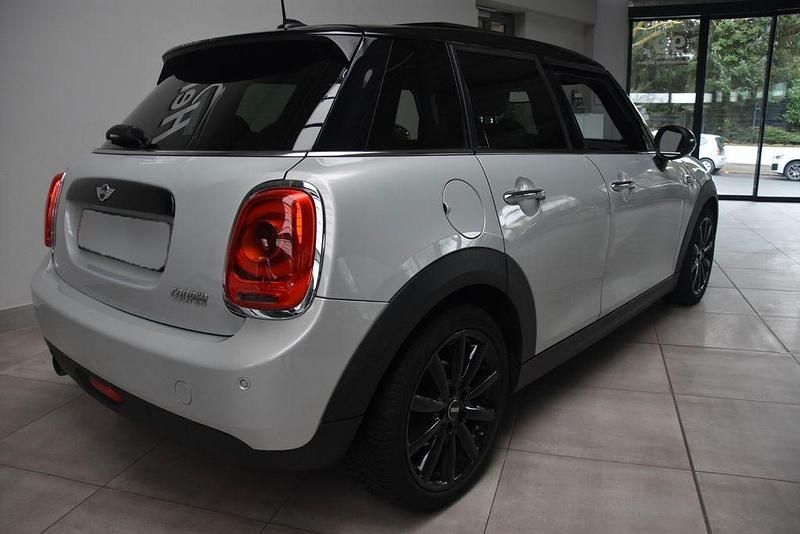 Gebraucht Mini Cooper 136 PS (100 kW) 2016 Weiß metallic Kleinwagen