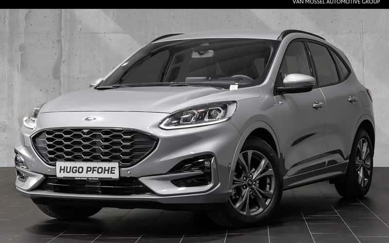 Gebraucht Ford Kuga ST-Line 120 PS (88 kW) 2023 Solar silver SUV