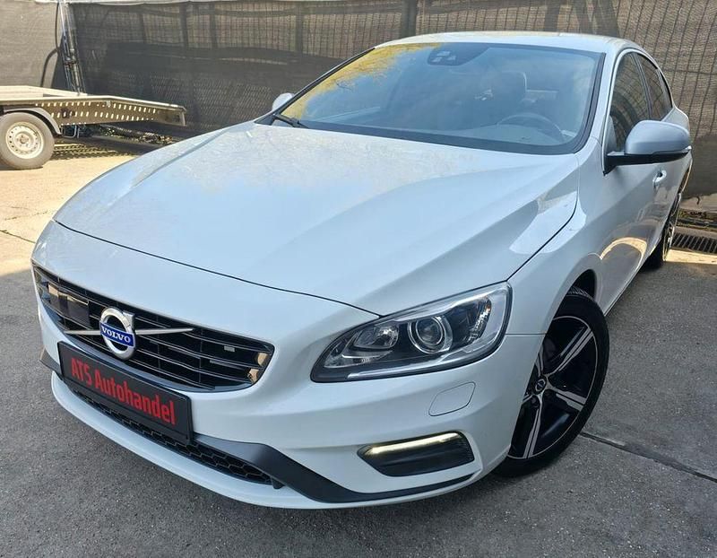 Gebraucht Volvo S60 R-Design 190 PS (139 kW) 2018 Weiß Limousine