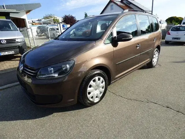 Gebraucht VW Touran Highline 140 PS (102 kW) 2011 Braun Van / Kleinbus