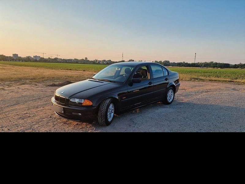 Schwarz Gebraucht 1999 BMW 316 Limousine | 1.400 € (Guter Preis) - Bild 1/3