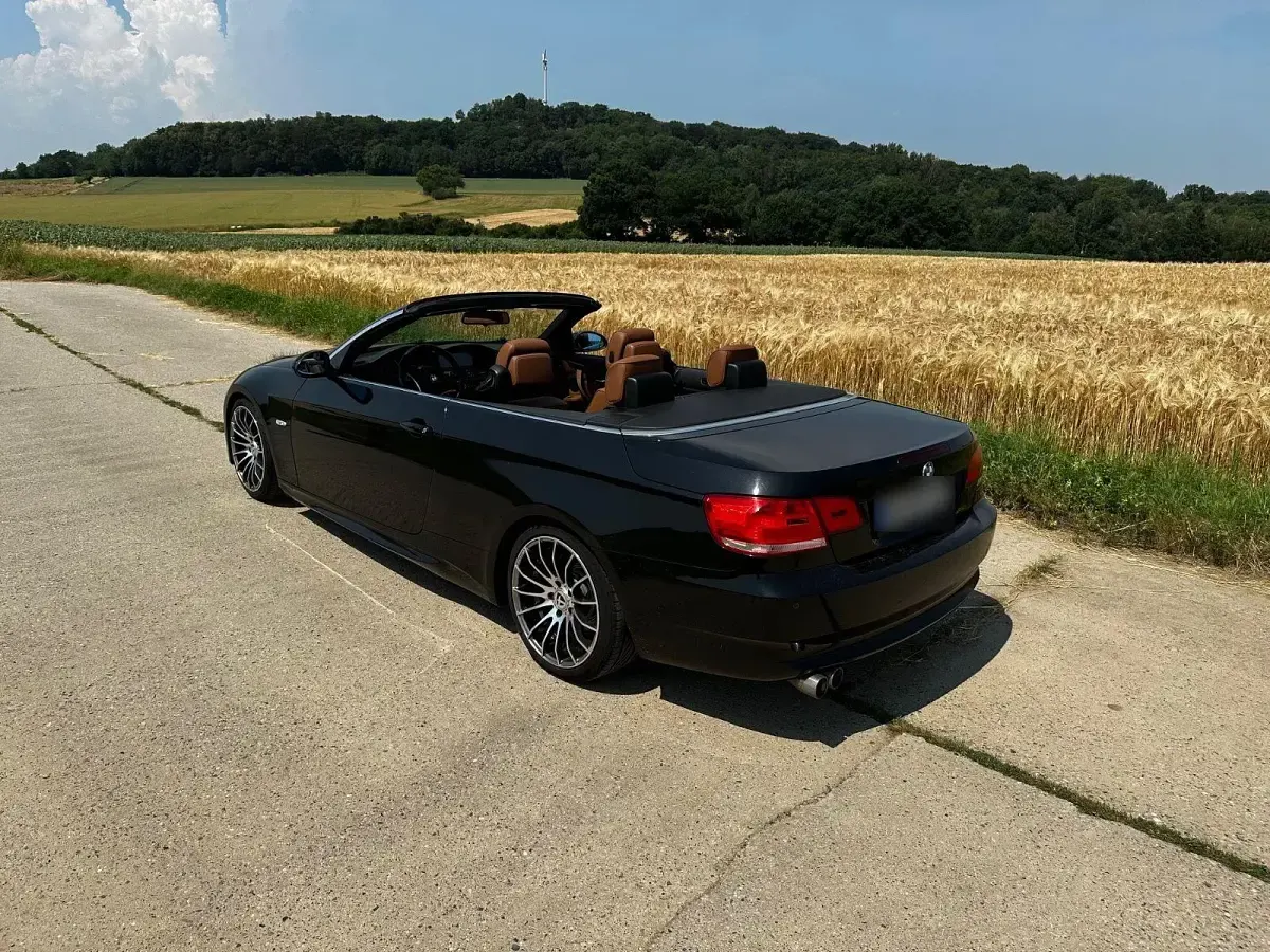 Gebraucht BMW 320 Cabriolet Performance 177 PS (130 kW) 2009 Schwarz Cabrio