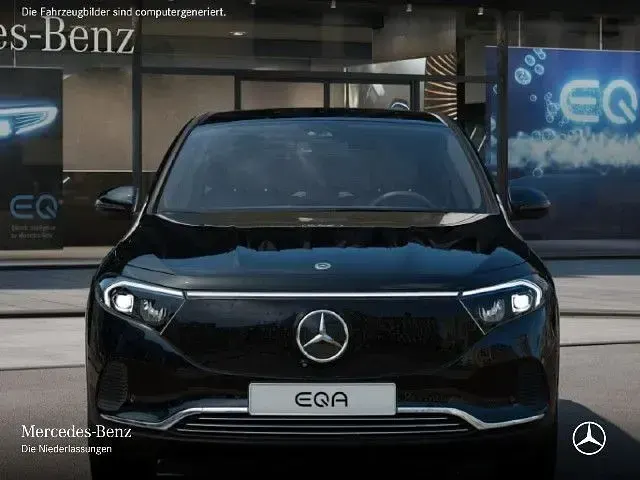 Gebraucht Mercedes EQA250 Advanced Plus 139 kW (190 PS) 2025 Kosmosschwarz SUV