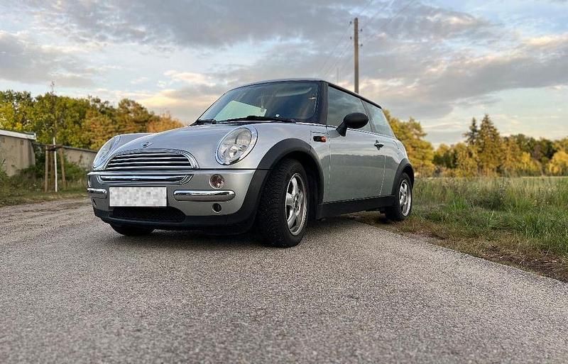 Usado Mini ONE 90 HP (66 kW) 2003 Cinzento Citadino