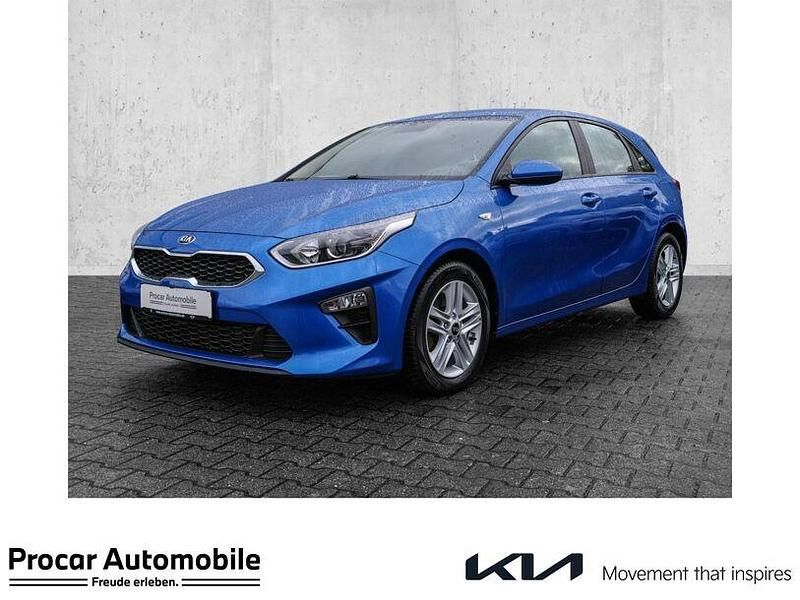 Blau Gebraucht 2020 Kia Ceed Edition 7 Limousine | 13.980 € (Fairer Preis) - Bild 1/4