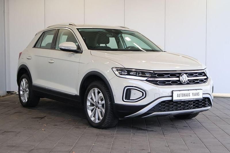 Gebraucht VW T-Roc Style 110 PS (80 kW) 2023 Grau SUV