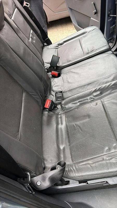 Gebraucht Opel Vectra 101 PS (74 kW) 2005 Andere farben Kleinwagen