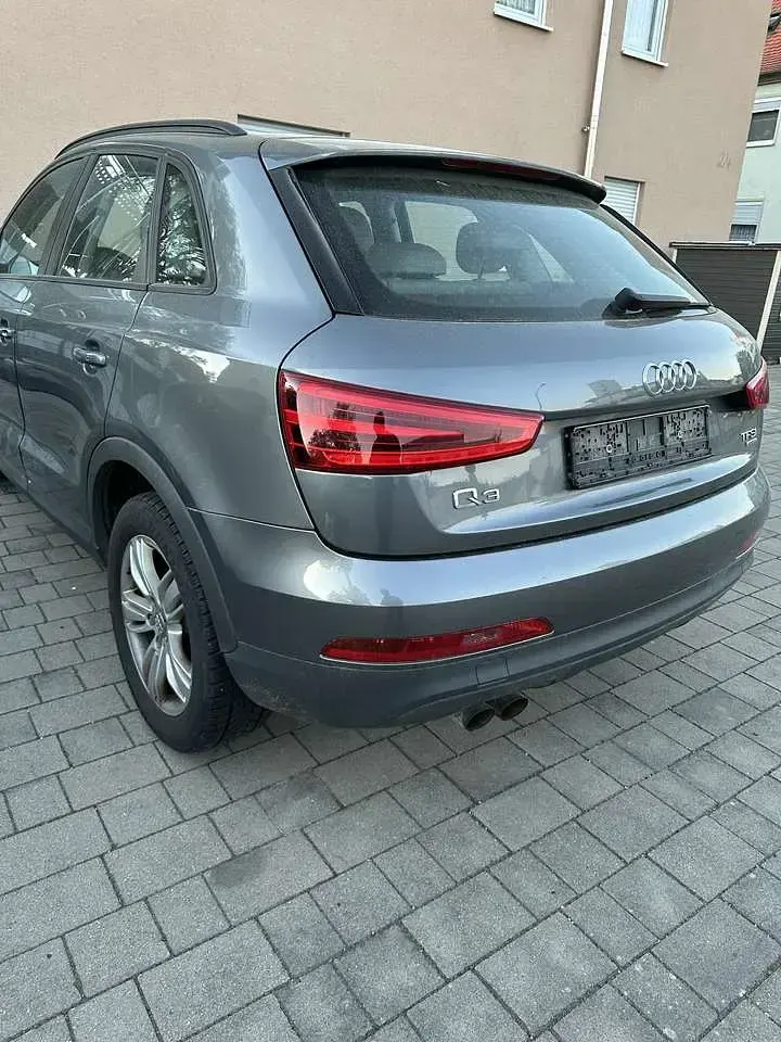 Usata Audi Q3 170 CV (125 kW) 2012 Grigio SUV