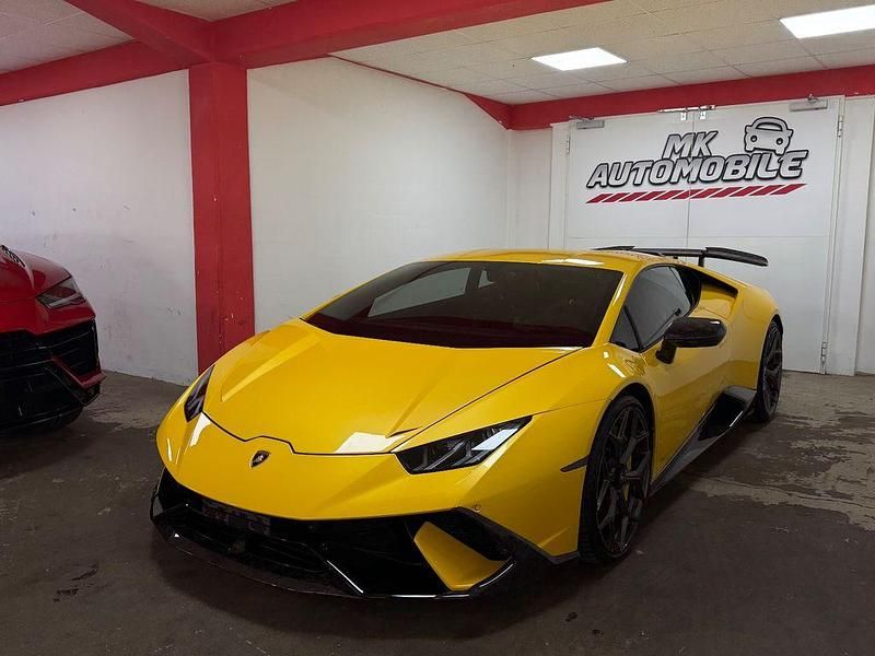 Gelb Gebraucht 2017 Lamborghini Huracán | 269.900 € (Teuer) - Bild 1/4