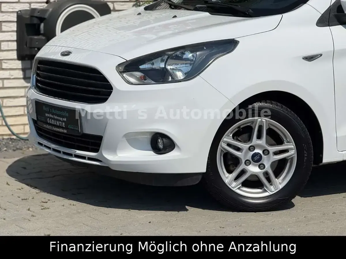 Gebraucht Ford Ka Plus Cool & Sound Edition 86 PS (63 kW) 2018 Weiß Kleinwagen