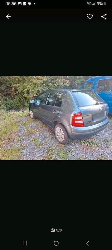 Grau Gebraucht 2004 Skoda Fabia Kleinwagen | 500 € (Superpreis) - Bild 1/4