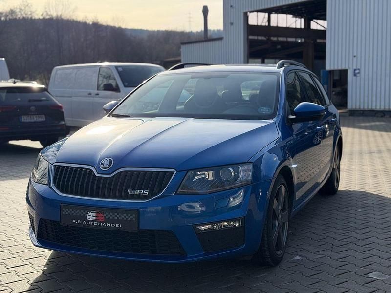 Blau Gebraucht 2017 Skoda Octavia RS Kombi | 10.390 € (Superpreis) - Bild 1/4
