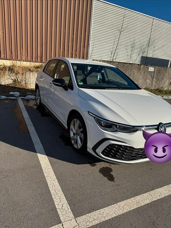Gebraucht VW Golf VIII 245 PS (180 kW) 2021 Weiß Limousine