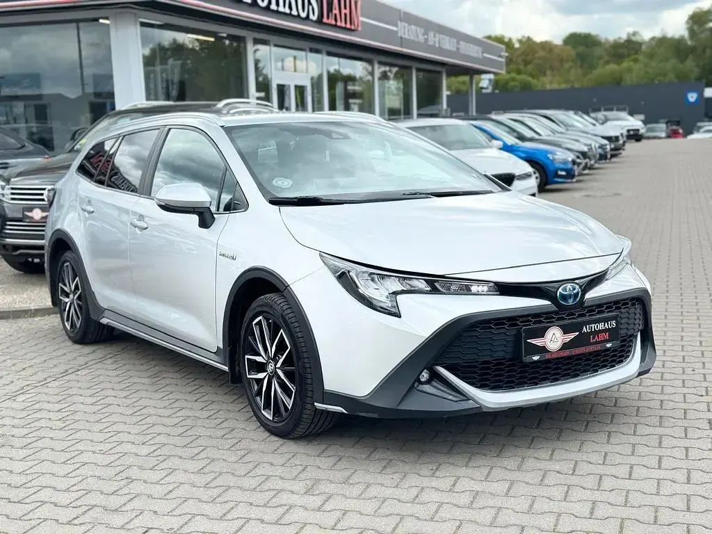 Gebraucht Toyota Corolla 98 PS (72 kW) 2020 Silber Kombi
