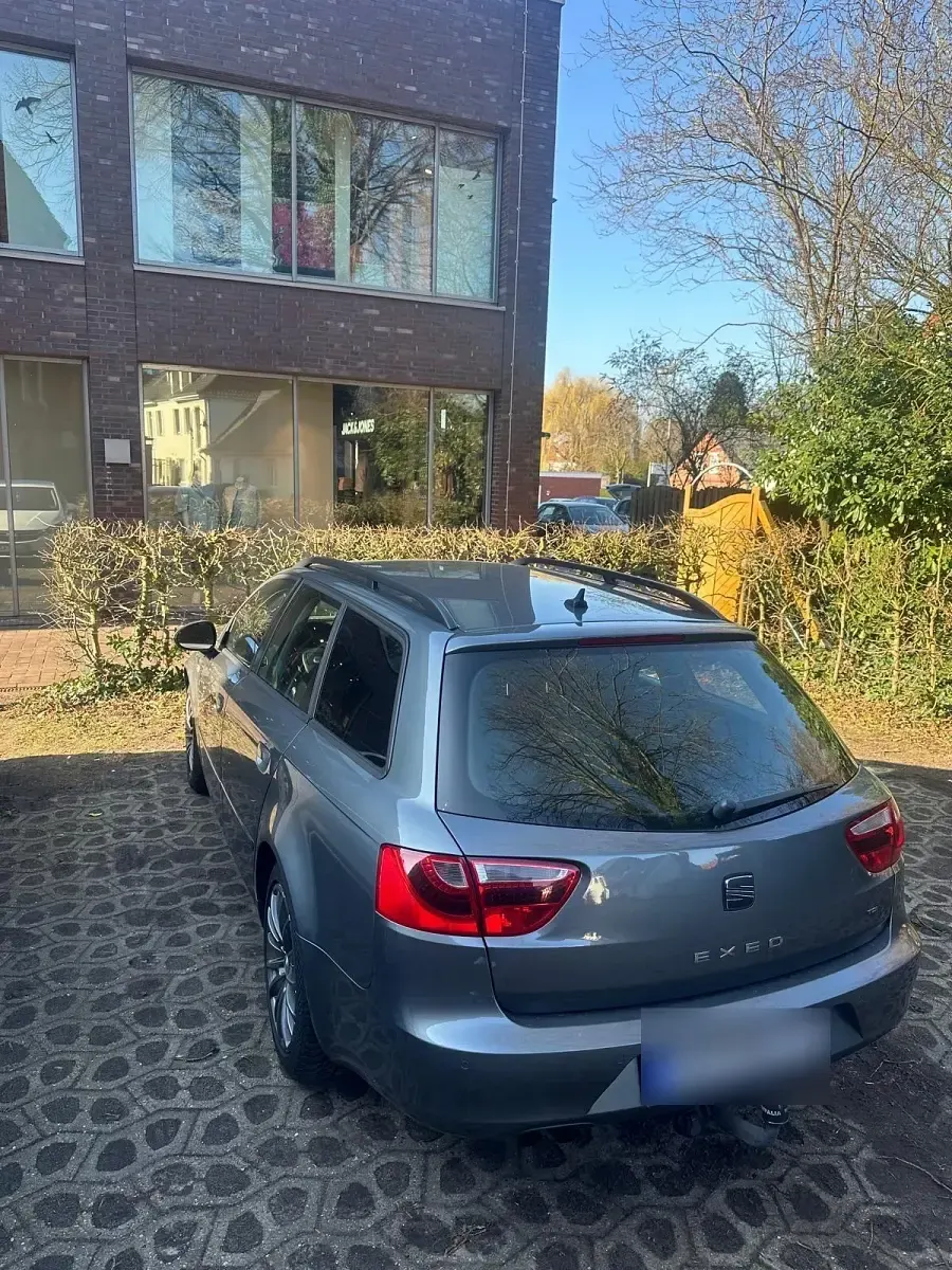 Usado Seat Exeo 143 HP (105 kW) 2013 Prateado Carrinha
