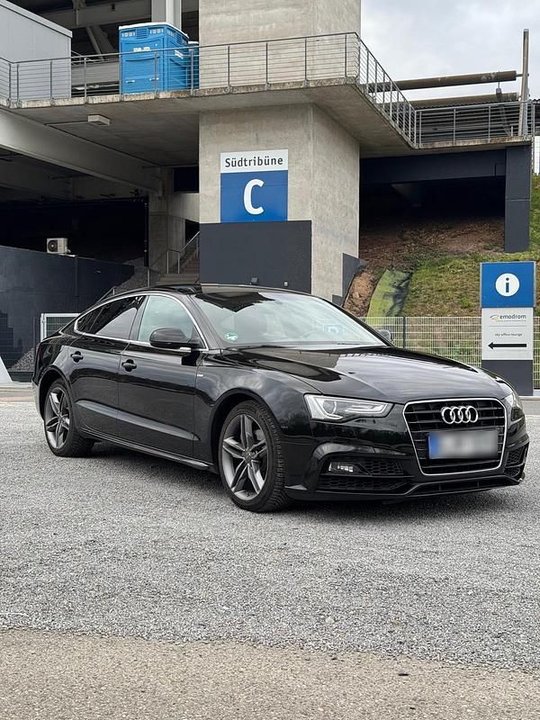 Używany Audi A5 Sportback 150 KM (110 kW) 2016 Czarny Hatchback