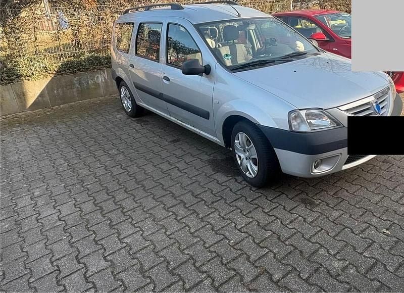 Second-hand Dacia Logan 87 CP (63 kW) 2007 Argintiu Monovolum