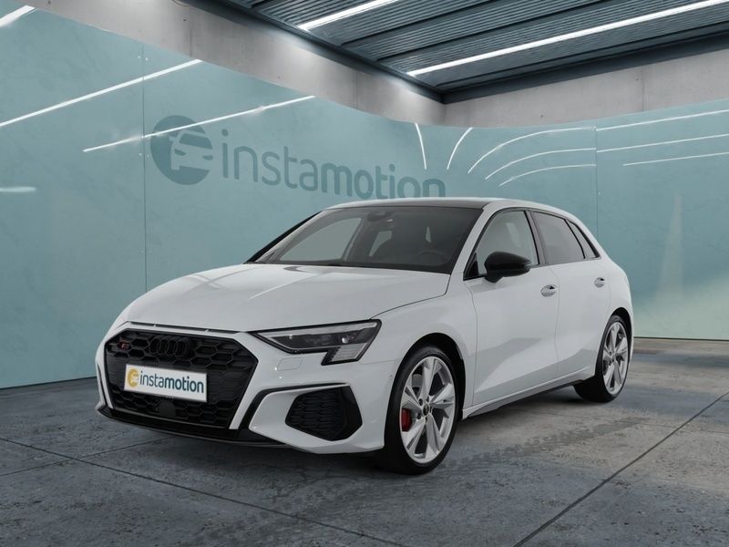 Weiß Gebraucht 2023 Audi S3 Ambiente Limousine | 45.698 € (Teuer) - Bild 1/3