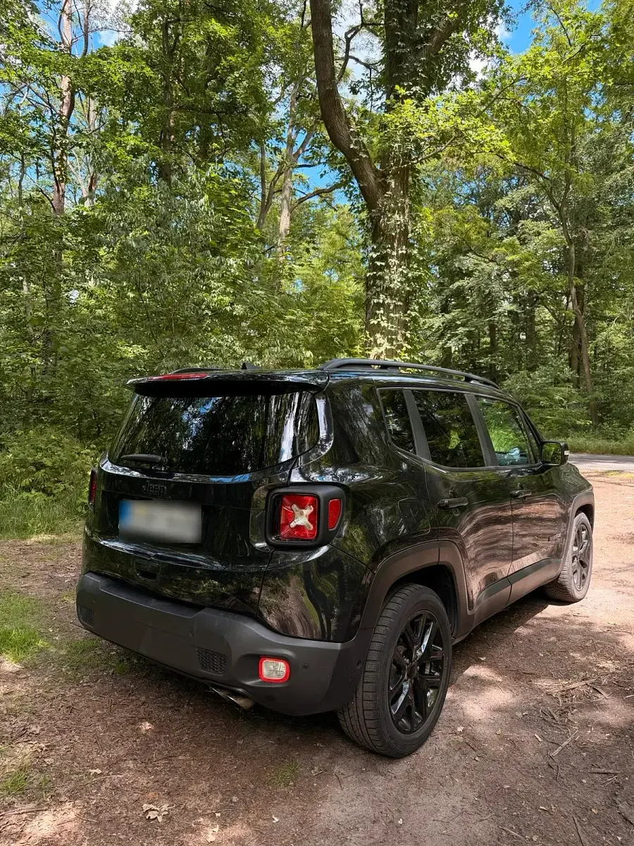 Gebraucht Jeep Renegade 143 PS (105 kW) 2017 Schwarz SUV