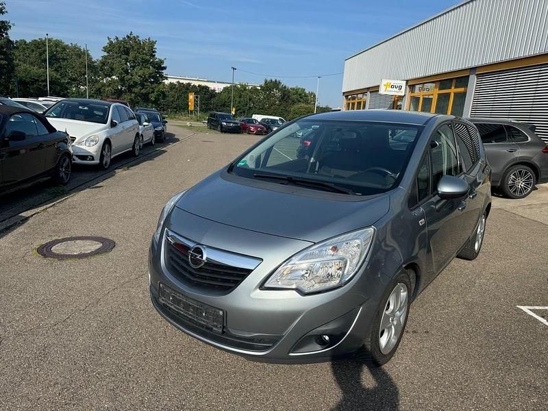 Gebraucht Opel Meriva Design Edition 120 PS (88 kW) 2011 Silber Van / Kleinbus