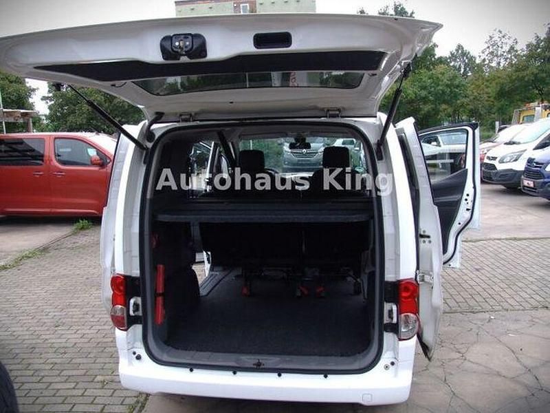 Brilliant white Gebraucht 2018 Nissan NV200 Tekna Van | 14.990 € (Etwas zu teuer) - Bild 1/4