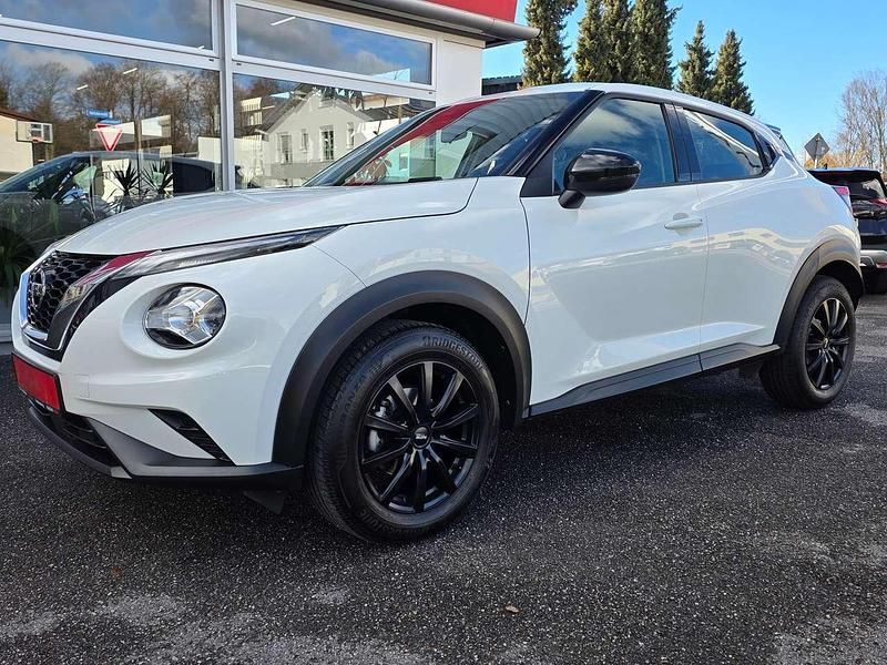 Gebraucht Nissan Juke Acenta 114 PS (83 kW) 2022 White (s) SUV