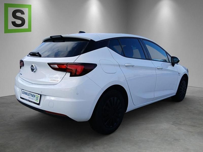 Gebraucht Opel Astra Active 105 PS (77 kW) 2018 Weiß Limousine