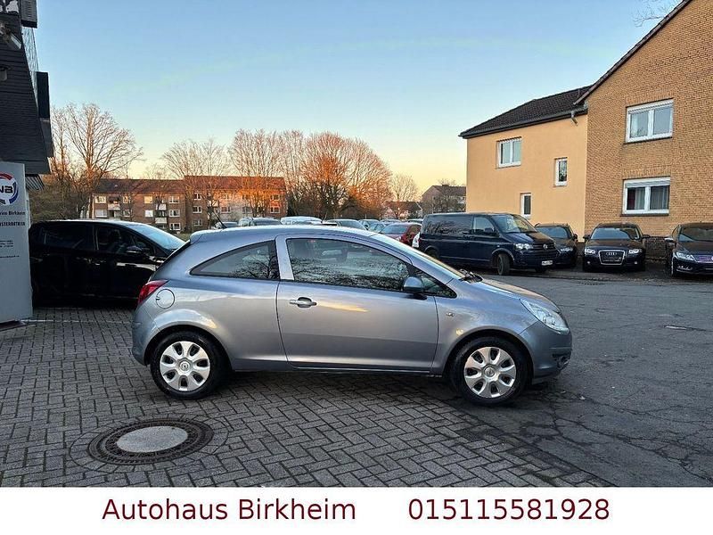Gebraucht Opel Corsa Edition 80 PS (58 kW) 2008 Silber Kleinwagen