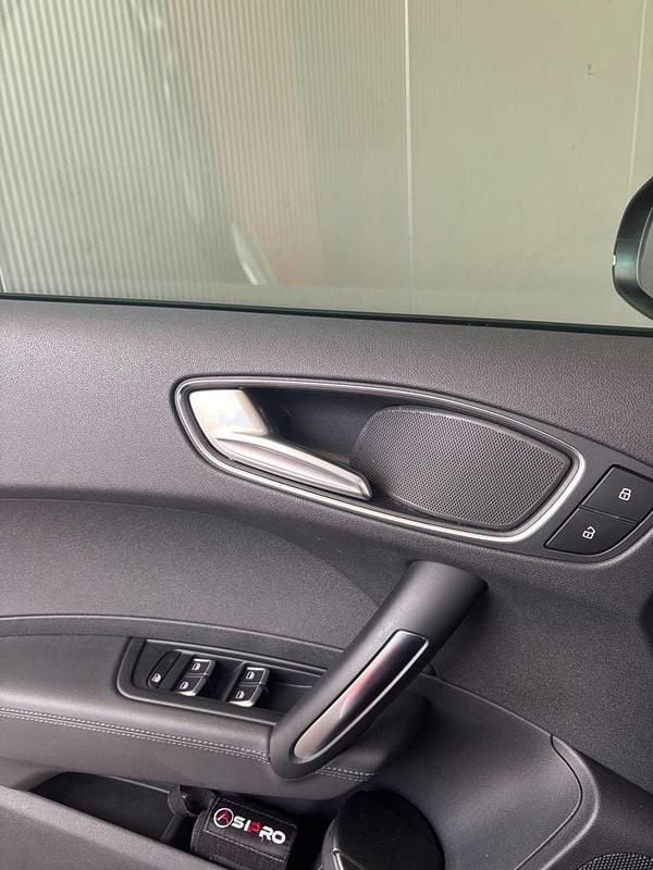 Gebraucht Audi A1 Sportback Design 125 PS (91 kW) 2017 Rot Kleinwagen