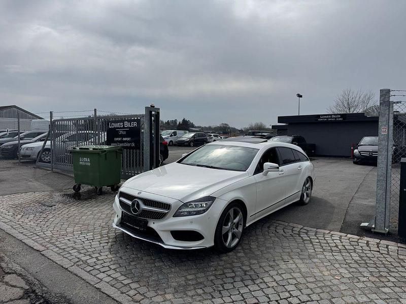 Second-hand Mercedes CLS350 265 CP (194 kW) 2014 Alb Berlinǎ