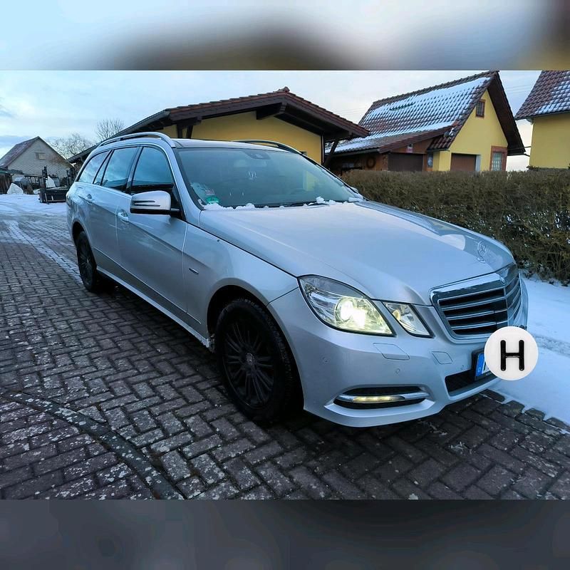Gebraucht Mercedes E350 Avantgarde 265 PS (194 kW) 2011 Silber Kombi