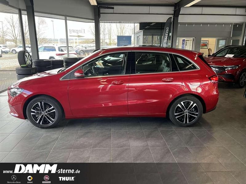 Gebraucht Mercedes B250e Progressive 218 PS (160 kW) 2024 Manufaktur patagonienrot Van / Kleinbus