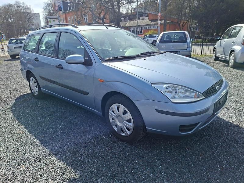 Gebraucht Ford Focus 85 PS (62 kW) 2004 Blau Kombi