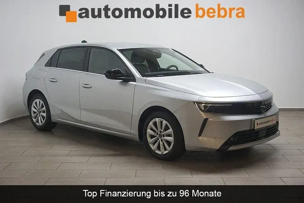 Usata Opel Astra Elegance 131 CV (96 kW) 2023 Argento Utilitaria