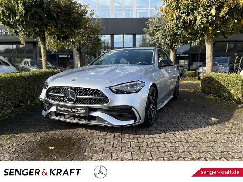 Silber Gebraucht 2024 Mercedes C200 Night Limousine | 41.650 € (Fairer Preis) - Bild 1/4