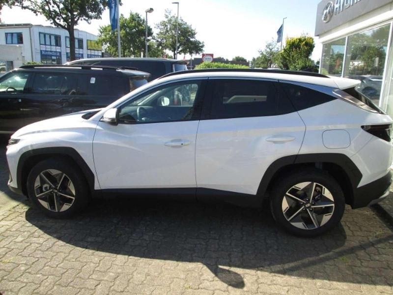 Neu Hyundai Tucson Trend 160 PS (117 kW) 2025 Weiss SUV
