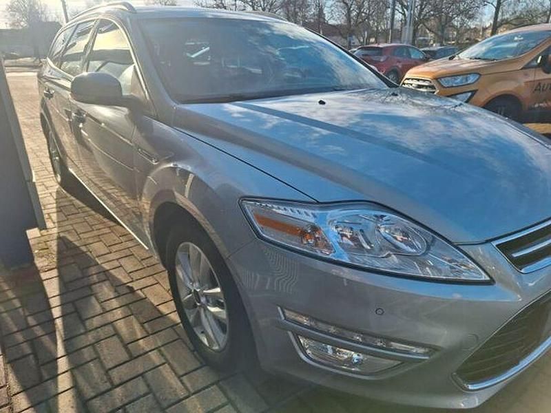 Gebraucht Ford Mondeo Business Edition 160 PS (117 kW) 2014 Silber Kombi