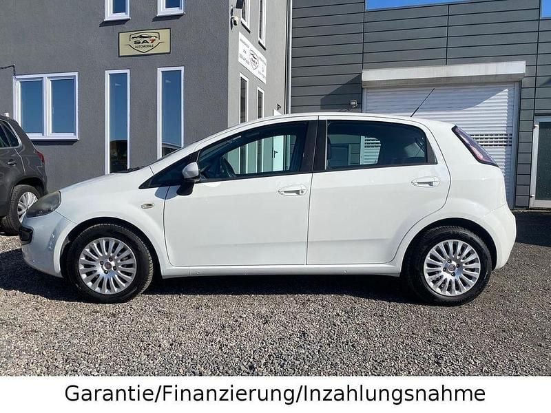 Gebraucht Fiat Punto Evo 69 PS (50 kW) 2011 Weiß Kleinwagen