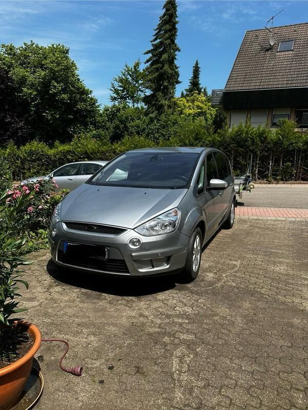 Grau Gebraucht 2006 Ford S-MAX S Van / Kleinbus | 1.900 € (Superpreis) - Bild 1/4