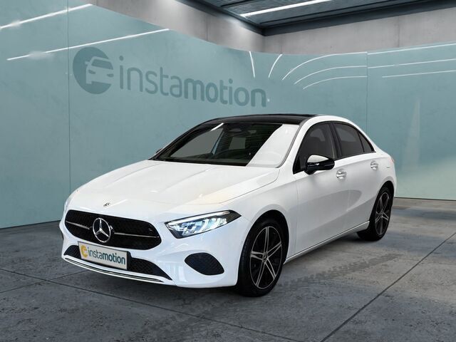 Gebraucht Mercedes A200 Advanced 163 PS (119 kW) 2024 Weiß Limousine