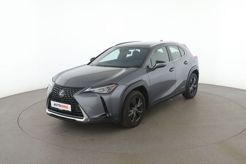 Grau Gebraucht 2019 Lexus UX 250h Launch Edition SUV | 17.490 € - Bild 1/4