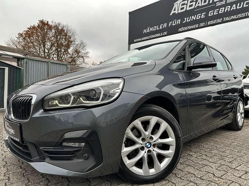 Mineralgrau metallic Gebraucht 2019 BMW 218 M Sport Van / Kleinbus | 15.989 € (Guter Preis) - Bild 1/4