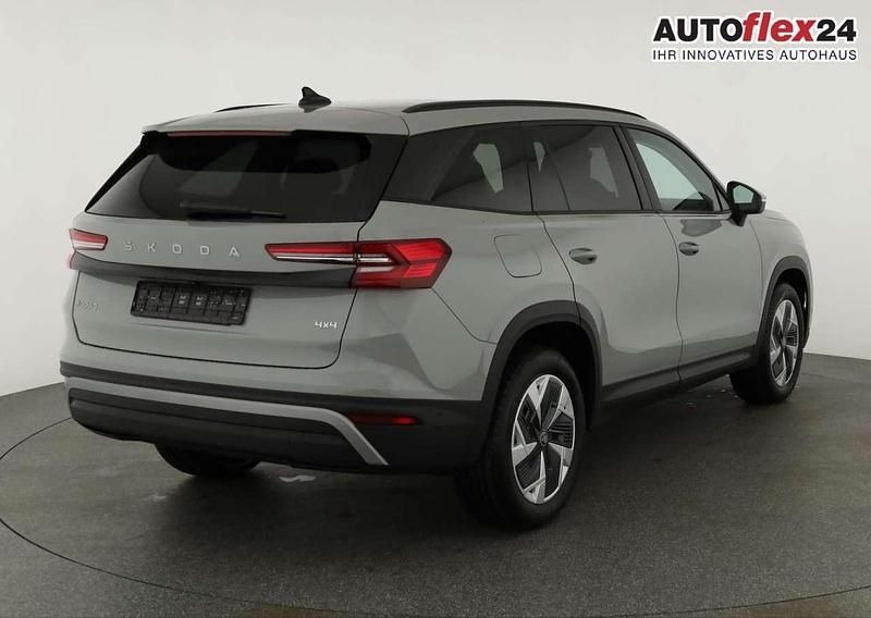 Stahlgrau Neu 2025 Skoda Kodiaq Selection SUV | 48.245 € (Guter Preis) - Bild 1/4