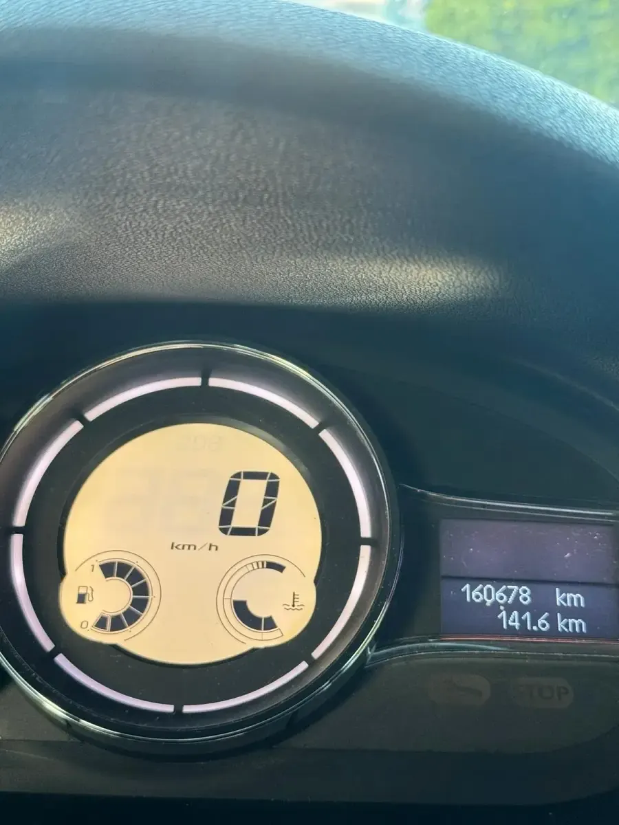 Gebraucht Renault Mégane Coupé 131 PS (96 kW) 2010 Schwarz Coupé