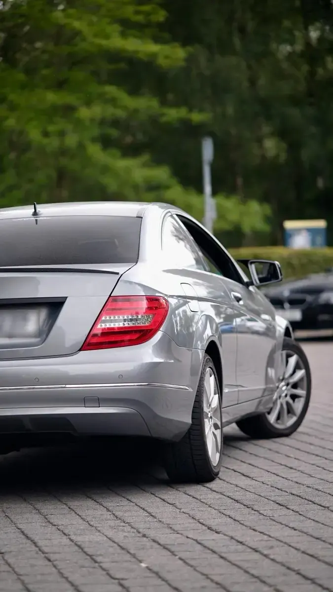 Gebraucht Mercedes C250 204 PS (150 kW) 2012 Grau Coupé