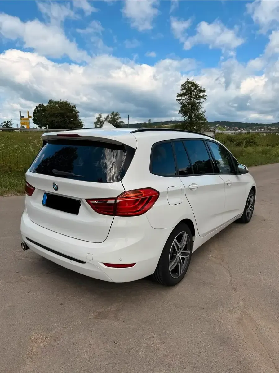 Gebraucht BMW 218 Gran Tourer M Sport 150 PS (110 kW) 2015 Weiß Van / Kleinbus
