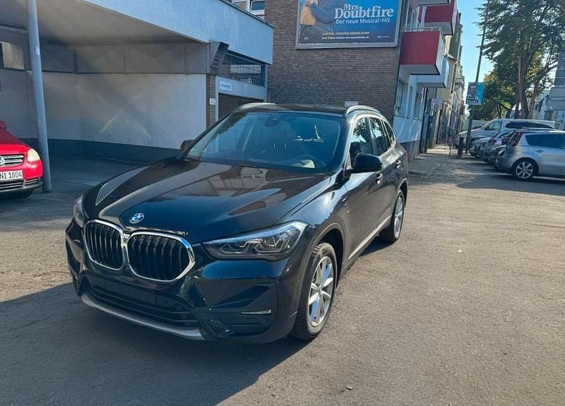 Schwarz Gebraucht 2020 BMW X1 Advantage SUV | 17.200 € (Superpreis) - Bild 1/4